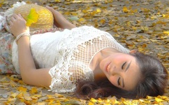 进女小姪女体内的视频